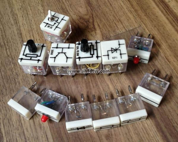 遼寧科技大學-電工電子九孔板、電子元器件