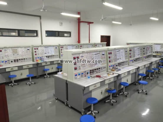 江西交通職業(yè)技術學院-TW-318Y電工電子電力拖動實驗裝置 