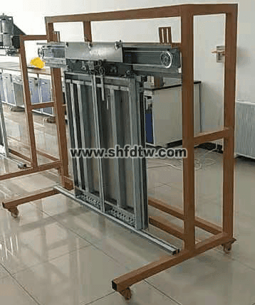 電梯層轎門安裝與調(diào)試實(shí)訓(xùn)裝置