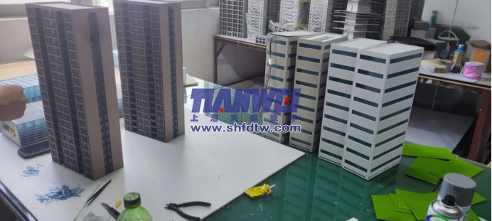 智能網聯(lián)車路協(xié)同沙盤